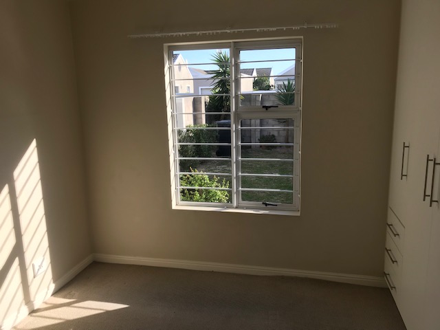 To Let 3 Bedroom Property for Rent in Sunningdale Western Cape